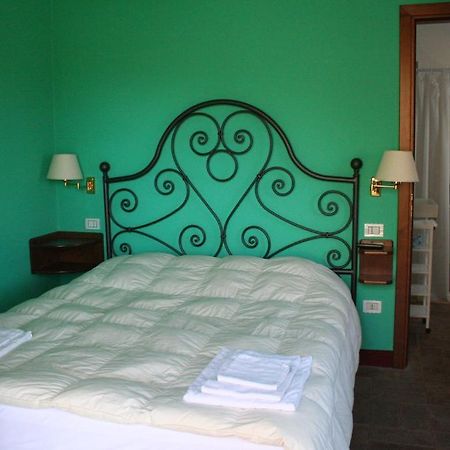 Pian Del Sorbo Guest House Saturnia Bilik gambar